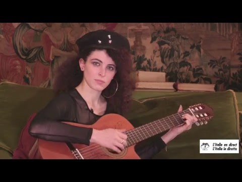 Marianne Mirage : chanteuse entre avant-garde et tradition